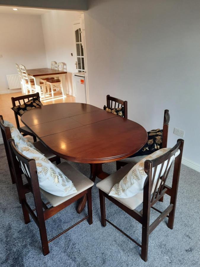 4 Bedroom, 15 Min To Limerick City Quiet Retreat. Εξωτερικό φωτογραφία