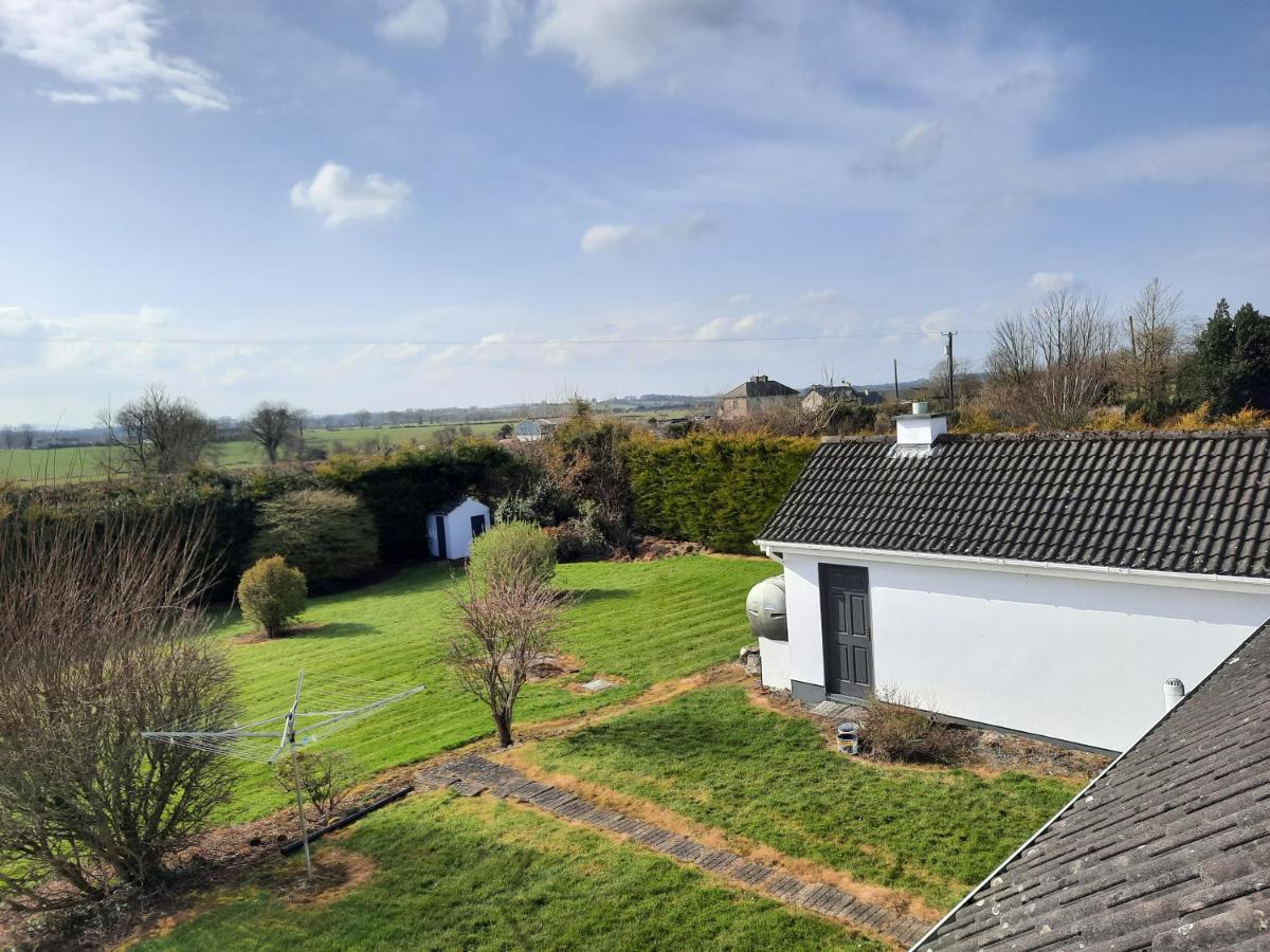 4 Bedroom, 15 Min To Limerick City Quiet Retreat. Εξωτερικό φωτογραφία